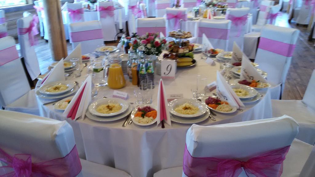 Chata Gieda Hotel Gdów Kültér fotó