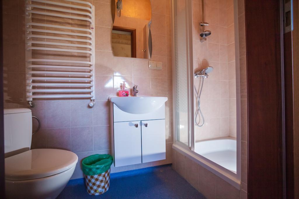 Chata Gieda Hotel Gdów Szoba fotó